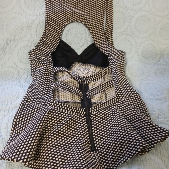 Open Back Halter Top - Picture 3 of 4